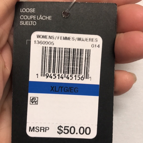 Under Armour Athletic/Athleisure L/S Top, NWT! - Picture 5 of 6